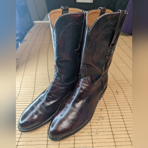 Lucchese Classic men\'s sz 8.5D black cherry leather round toe Western Boots. Gre main image 6